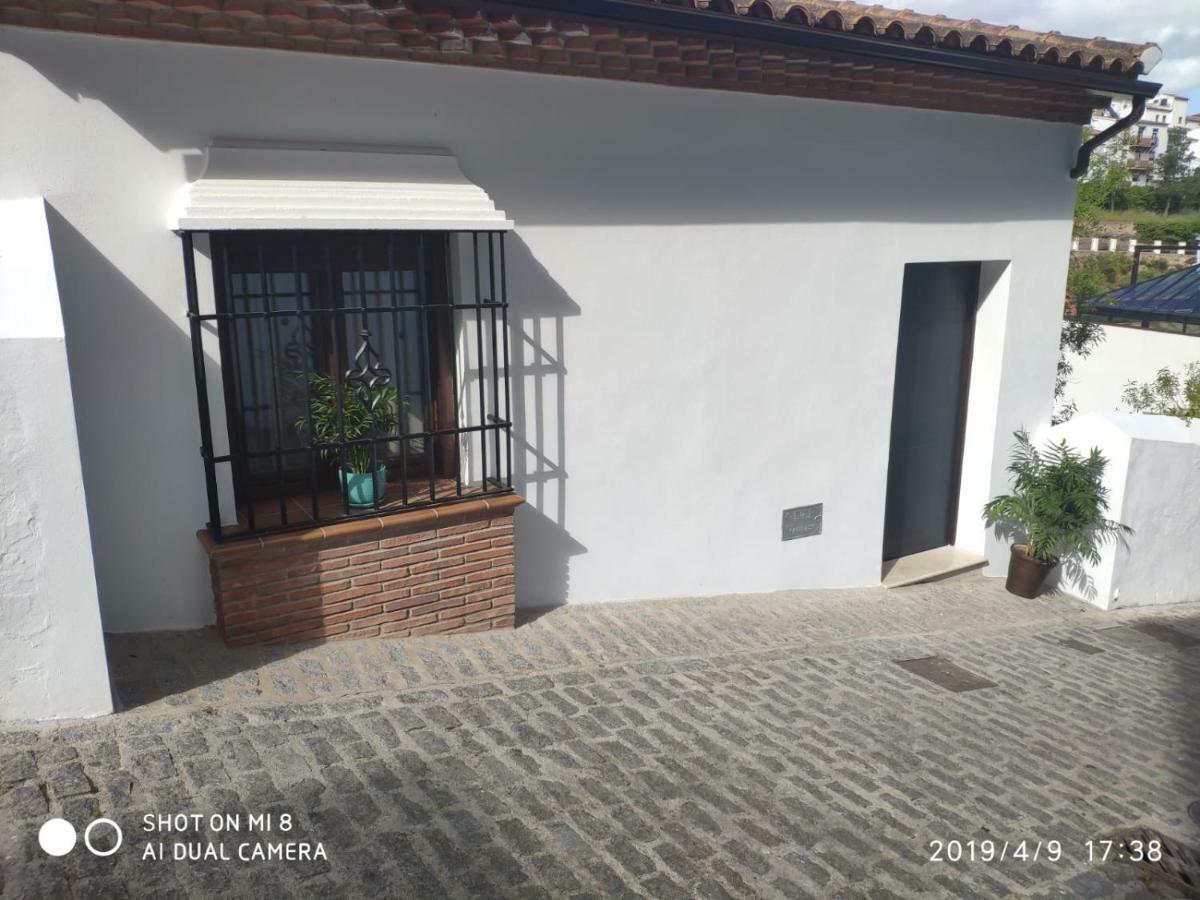 Apartamentos Cantareria, Azahar Setenil De Las Bodegas Exterior photo